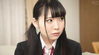 HUNTB-325 「舐められるのってこんなに気持ちいいの？」窒息顔騎で痙攣イキするクンニ初体験幼馴染！最近女を出してきた幼馴染から「彼氏が舐めてくれない」と…
