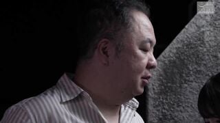 NSFS-152C 住在狹窄公寓的貧窮人妻 為了房租而出賣肉體被中出... 佐藤乃乃花