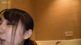 380SQB-034C 超級可愛的美月18歲，天生麗質的美貌，高潮時的美聲真的是超棒的！
