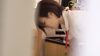 NHDTB-127 媚薬が効きすぎて職場アクメ！オナニーを我慢できずガニ股でイキ漏らすガクブル看護師