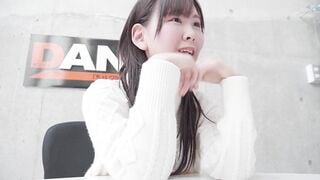 DANDY-715 笑顔がカワイイ癒し系女子がAV面接に来たので即採用して即撮影の即デビュー！！ 相葉ゆい