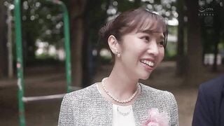 JUQ-194C 畢業後…義母給成為大人的你的禮物 上羽絢