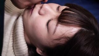 AGAV-087 潮吹きする度、ザーメンごっくん 精飲顔マニアに拉致監禁されたギャル女子大生 結菜さき