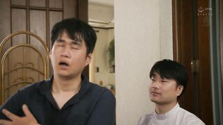 JUQ-183C 到府按摩NTR～持續摩擦玩弄性感帶的人妻，受不了全身被撫弄的快感… 結城莉乃