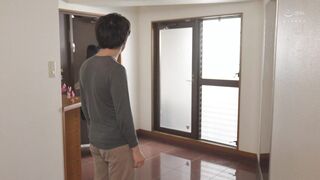 ROE-128 下着モデルを志す義母の艶やかな肉体に誘われて…本能のままに何度も溺れてしまった1週間 安野由美