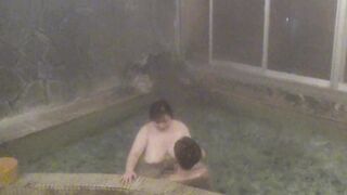RSE-044 混浴盗撮9むっちり美人の欲求不満人妻と混浴風呂で一発ハメちゃいました
