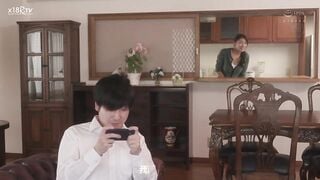 JUQ-008C 母親想被霸凌者的兒子同學NTR 小早川怜子