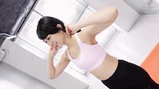 MAAN-876 【ストレッチ後の柔軟セックス】細身なエロ人妻と満足イクまで中出しセックス！「筋肉を感じてますか？」本気ストレッチ→ホテルで大運動会！おもちゃで乳首を責め
