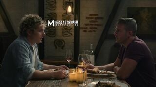 【國產精品】LAA-0030 餐酒馆三人行