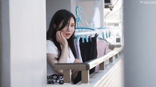 FSDSS-624 "ฉันขอโทษเพราะฉัน..." ยูโกะ โอโนะ ภรรยาของเพื่อนบ้านฉันรู้สึกรับผิดชอบต่อการล่อลวงโดยไม่รู้ตัวของฉันและแข็งตัวเต็มที่ เธอจึงขอโทษและรับใช้ฉัน