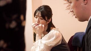 ROYD-134 가르침의 자위 미친 처녀 비치 아가씨에게 색녀 질내 사정 해 버린 건. 쿠라모토 스미레