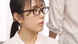 STARS-842 小湊よつ葉 不良生徒の俺を甘いキスで翻弄してくる家庭教師のよつ葉先生との接吻ラブストーリー