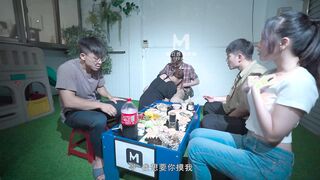 【國產精品】MD-0255 月光下的中秋乱伦 团圆淫中秋-林嫣