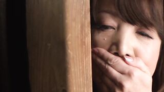 JKNK-136 嫁の隣で義母を抱く
