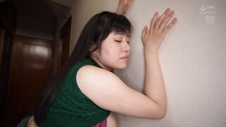 KAM-138 浮気現場やオナニーを覗かれて 大嫌いなセクハラ義父に死ぬほどイカされる巨乳嫁 欲求不満が破裂して悶絶絶頂 菊池まや