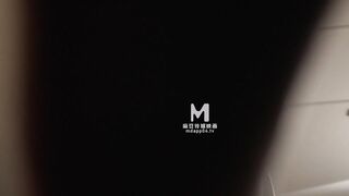 【國產精品】MD-0258 爱足交的痴女下属-周宁