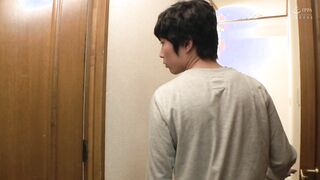 DOCP-067 旦那の帰りをエロコスチュームでお出迎え！？欲求不満の貞淑妻に義理の息子は大興奮！性欲の溜まった義母の身体が激ピストンで痙攣絶頂！