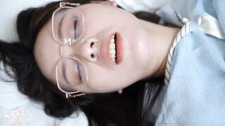 【國產精品】绝对领域LY-002 以身受教的生理老师