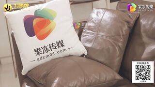 【國產精品】果冻传媒91JCM-001 和儿子的初中班主任偷情-斑斑