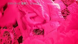 酒店偷拍一夜七次哥只要醒着就在肏羞涩小女友搞得妹子喊救命