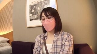 770RABI-007 隠れドスケベでイきまくり！●眼鏡超地味子さとみちゃん