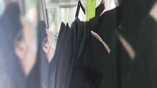 "Kemestian untuk Wanita Matang Kawal Punggung" Menunjukkan wajah anda adalah cara terbaik! Isteri pembunuh tuan sangkut mata empat menakluki empat ibu saudara yang menawan dan kesepian menaiki kereta elektrik
