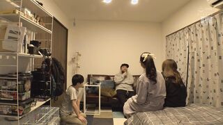 MIAA-940 不倫が文化とかまじファック！W小悪魔ハーレム中出し そんなのうちらが許さねぇ。友達の浮気男のポコチンこねくってザーメン爆ヌキして、2度と悪さできないよう