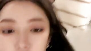 【汝模姬】车模下海性感美女！腰上还贴着膏药！多毛骚穴后入美臀，主动骑乘位猛砸，浪叫呻吟不断