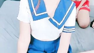 一排小姐姐！挑选人气最高的操！奇怪形状大屌男，各种姿势爆操，旁边还有解说，人妖加入卖力干