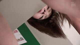 MIGD-783 女子校生 人体固定中出しflatc 漆 麻里梨夏