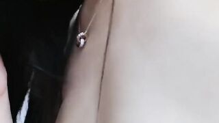 千年难得一见的女神下海了~【女神小雪糕】，破天荒大秀，反差眼镜妹，抵挡不住金钱诱惑，怒下海脱光