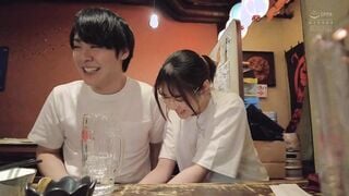 YUJ-007 彼女と別れたばかりの僕は見た目は地味だけど性欲強めなバイト先の後輩から、会う度に毎回中出しをねだられています。 二葉エマ