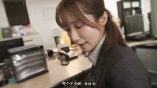 SSIS-822C-U 「絕對不會和你女友說的所以讓我幫你吹吧」超想吸舔的婊子姊姊的口交肉棒毒龍鑽的NTR誘惑 小島南