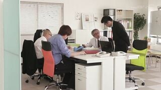 SDDE-703 度が過ぎるほど無抵抗な派遣社員の地味巨乳K子さん 反応見たさにセクハラし続けたが、尚も無反応なので今ではオレ専用の職場オナホにした。 優月まりな