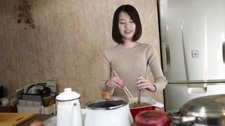 001BTG-001 きょう何食べる？ カレー 乃々瀬あい