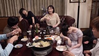 KAWD-932 美乳の彼女が巨漢センパイに圧迫固定で寝取られ中出しされた時の話です 鈴木心春