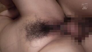 JUFD-991 もがくほど抜け出せない吐息と熱気が充満する汗だく密室性交 織田真子