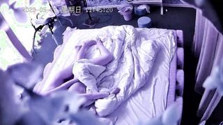 流出情趣酒店偷拍年轻情侣中午睡醒干炮干得妹子啊啊叫