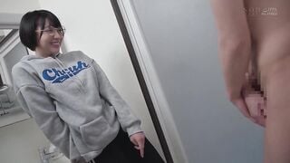 STARS-868C 一邊嘲笑自虐男一邊教我做愛的大齡女友～即使每天受虐也能控制射精的同居生活～ 夏目響