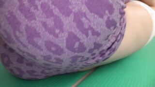 LULU-242 「口だけならいいよ…」性欲が強すぎる即勃起弟にお願いされ仕方なく13発おしゃぶりごっくんする元ヤリマンビッチの色白デカ尻ハーフ義理姉 ローレン花恋