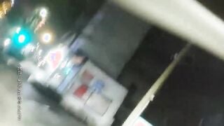 대사는 명료하다 주인은 콘돔 없이 C를 창녀한다 용감하고 닭장 탐색을 잘한다 길가 가게 두 군데에 연속으로 들어가서 큰 가슴과 큰 유륜을 가진 아름다운 여자와 섹스한다 그는 또 늙은 암탉과 섹스하고 콘돔 없이 싸는 것.