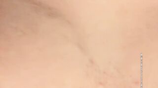 小宝寻花约了个高颜值长相甜美妹子，舌吻互摸上位骑乘再到床上舔弄猛操
