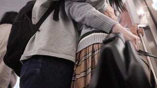 MIDV-459C Petik jari lubang lelaki itu terlalu menyelerakan... Saya tidak dapat mengeluarkan suara, dan jus cinta mengalir keluar seperti sutera, dan saya tenggelam. Ishikawa Mio