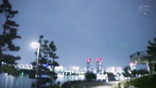 DASS-243 絶倫ラウンジ嬢 モテないボクを「囁きベロチュー乳首」で誘惑。「勃起」したら高級ホテルに連れ込まれ、「ほろ酔いグラインド騎乗位」で金玉スッカラカンになるま