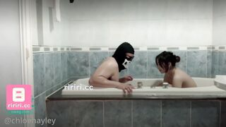Yiyi/chloehayley (スケルトン悪魔) バスルーム セックス ファンタジー ジャーニー