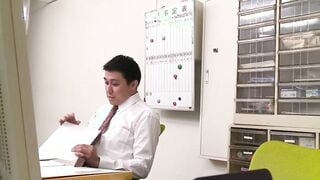 CESD-530 ผู้หญิงทำความสะอาดเงอะงะคือห้องน้ำทางเพศของเรา Shiori Oda