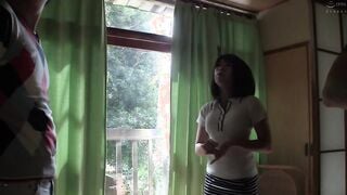 ERDM-069 超スリルな状況で絶対にバレてはいけない！人妻×他人男の危険な不倫セックス4時間