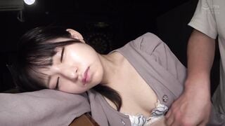 HRSM-007 舐めた態度の高額ギャラ飲み女をガンギマリ状態にして剥き出しナマ入れ中出しチカン
