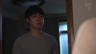 JUQ-394C 與老公做愛後總是被繼子接力持續內射… 久野和咲