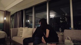 300MIUM-995 【泣いてもガン突き丸の内曲線】ボディメイクに命をかける美人受付嬢の「超くびれた腰」をわし摑みでガン突き！！丁寧な暮らしで作られた曲線美ボディが見事